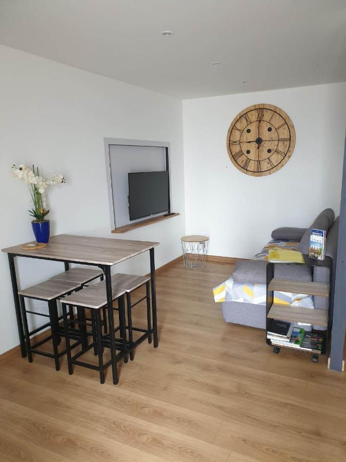 Studio Le Menascle Saint-Georges-de-Luzencon Ngoại thất bức ảnh
